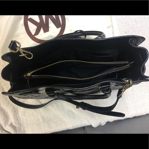SOLD - New Michael Kors Black Leather Purse - SOLD - Picture 7 of 7